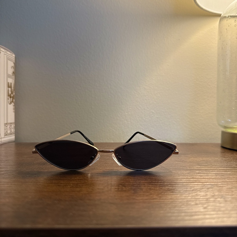 Vintage Style Cat Eye Sunglasses